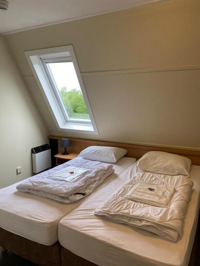 De Admiraal Apartment Hollum  Ngoại thất bức ảnh